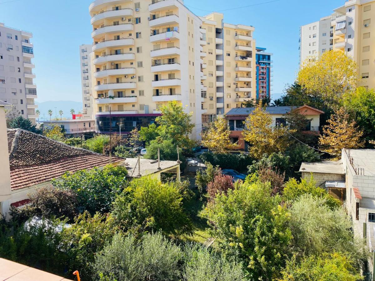 Iljazi'S Apartaments Vlore Exterior photo