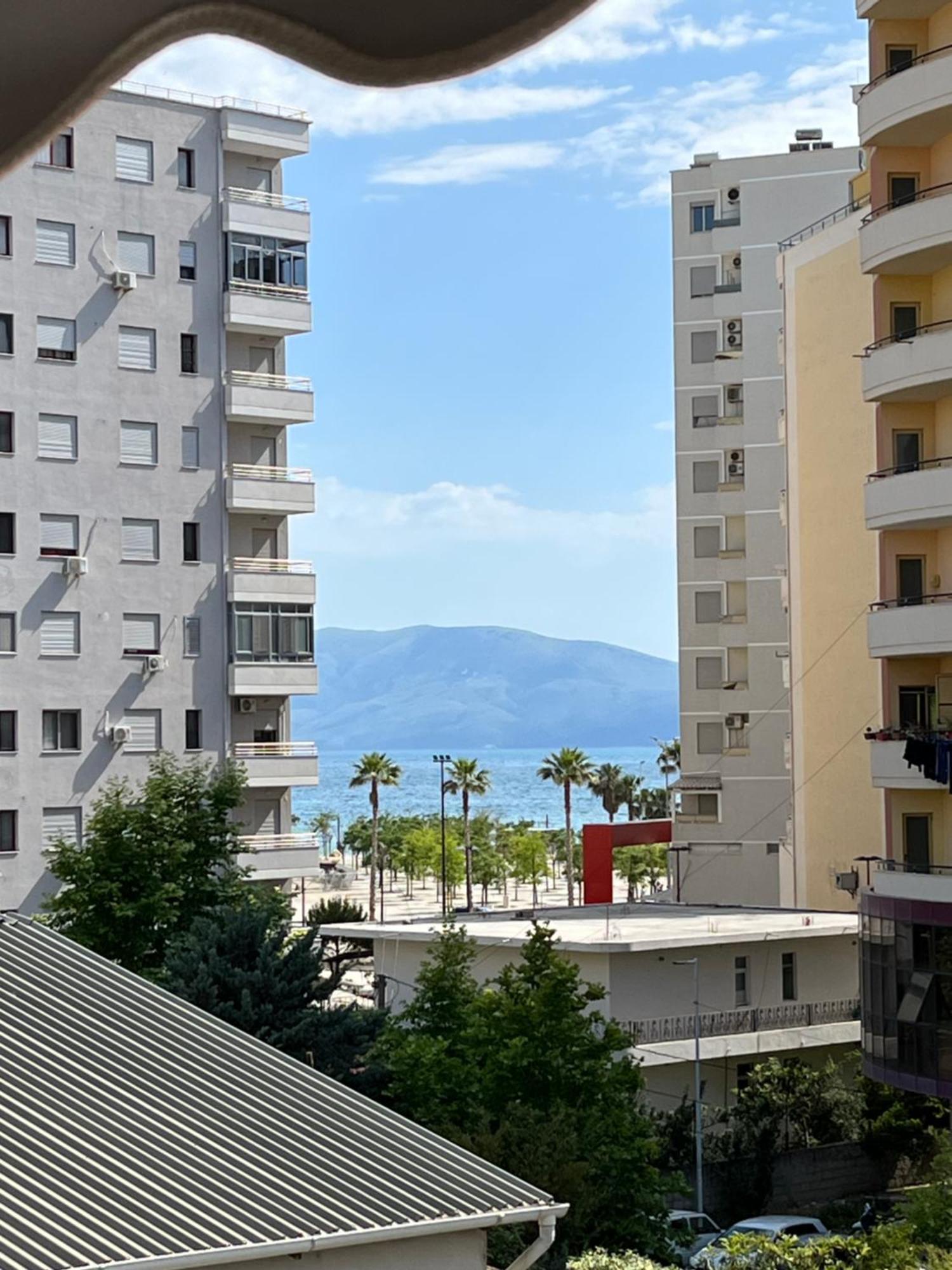 Iljazi'S Apartaments Vlore Exterior photo