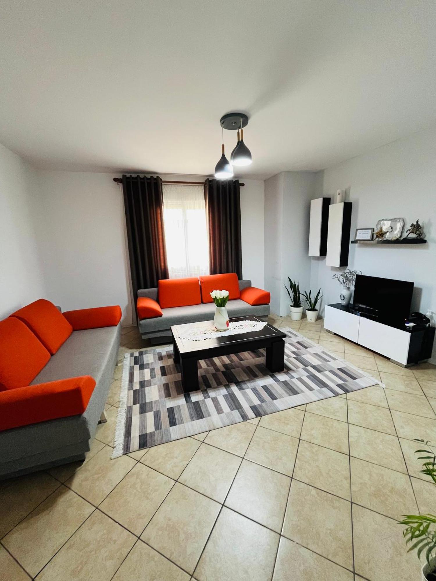 Iljazi'S Apartaments Vlore Exterior photo