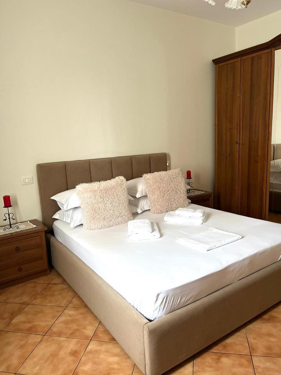Iljazi'S Apartaments Vlore Exterior photo